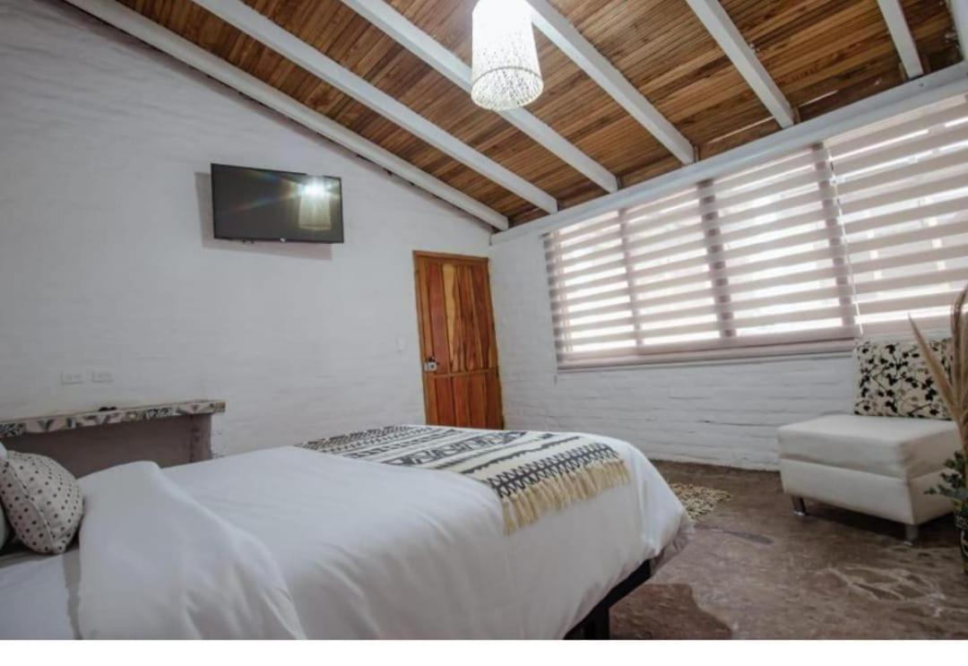 Rustic Quinta La Aurora Panzió Baños Kültér fotó